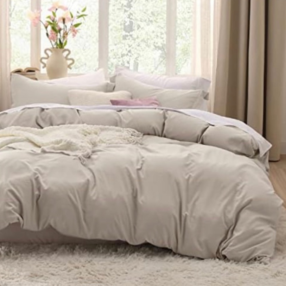 Neutral Linen color Duvet Cover Set - Soft Home Bedding Full size NIP Bedsure